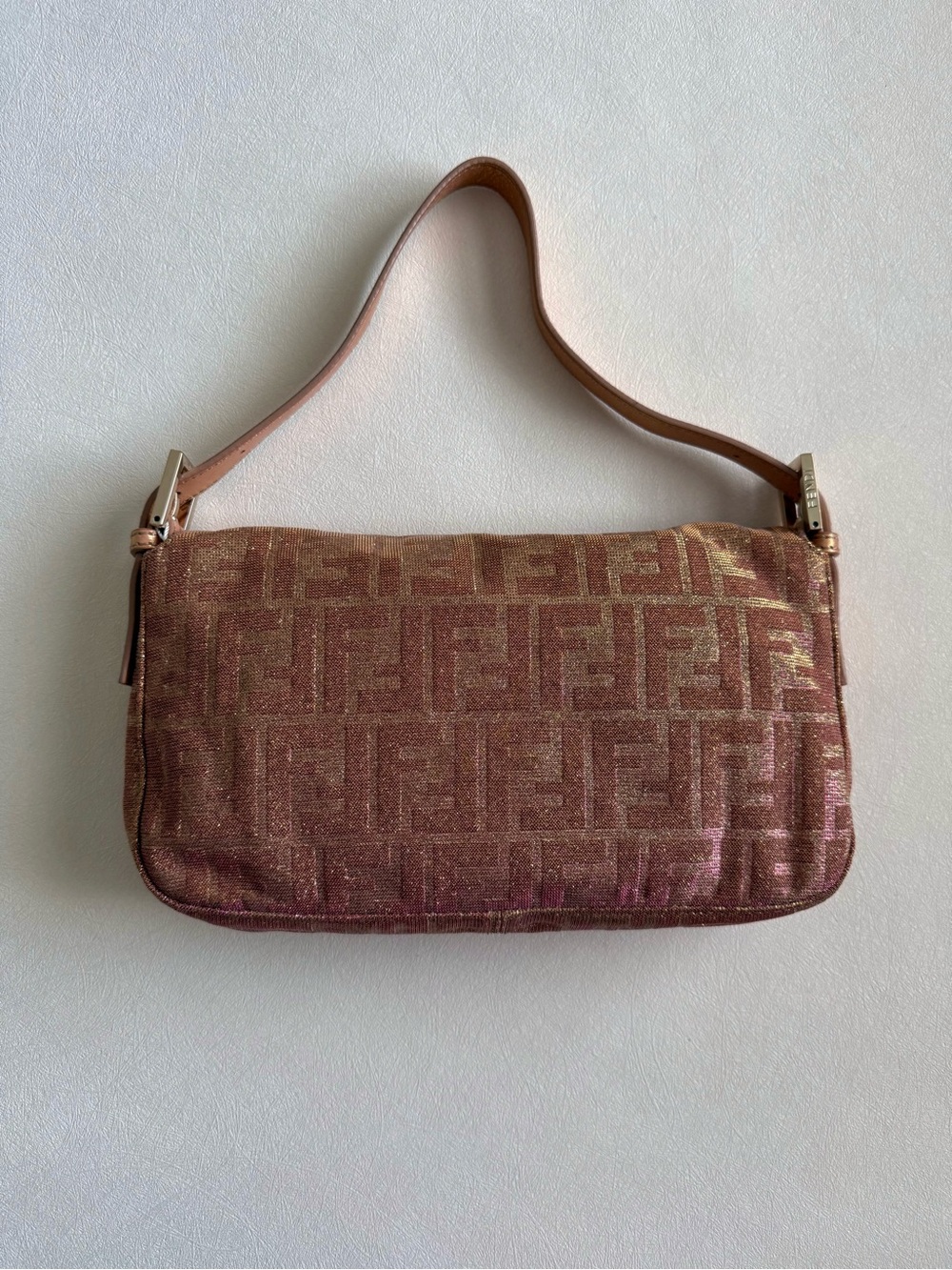 *RARE* Vintage Fendi Metallic Pink Baguette Bag w Crystal Buckle - Picture 4 of 12